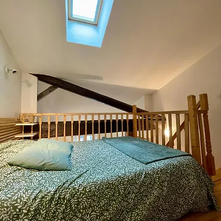 Le Cocon - Hopital - Netflix - Climatisation *